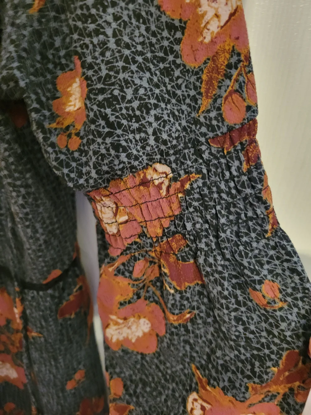 Knox Rose Navy Floral Peasant Top with Rust-Pink Accents